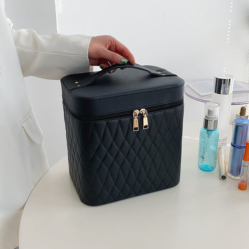 Classy Carry